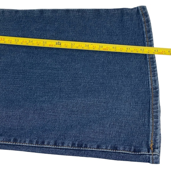 SOLD-Levi's Super-High Rise Ribcage Bell Flare Blue Jeans Women’s NWT Size 29X32 - Picture 15 of 16